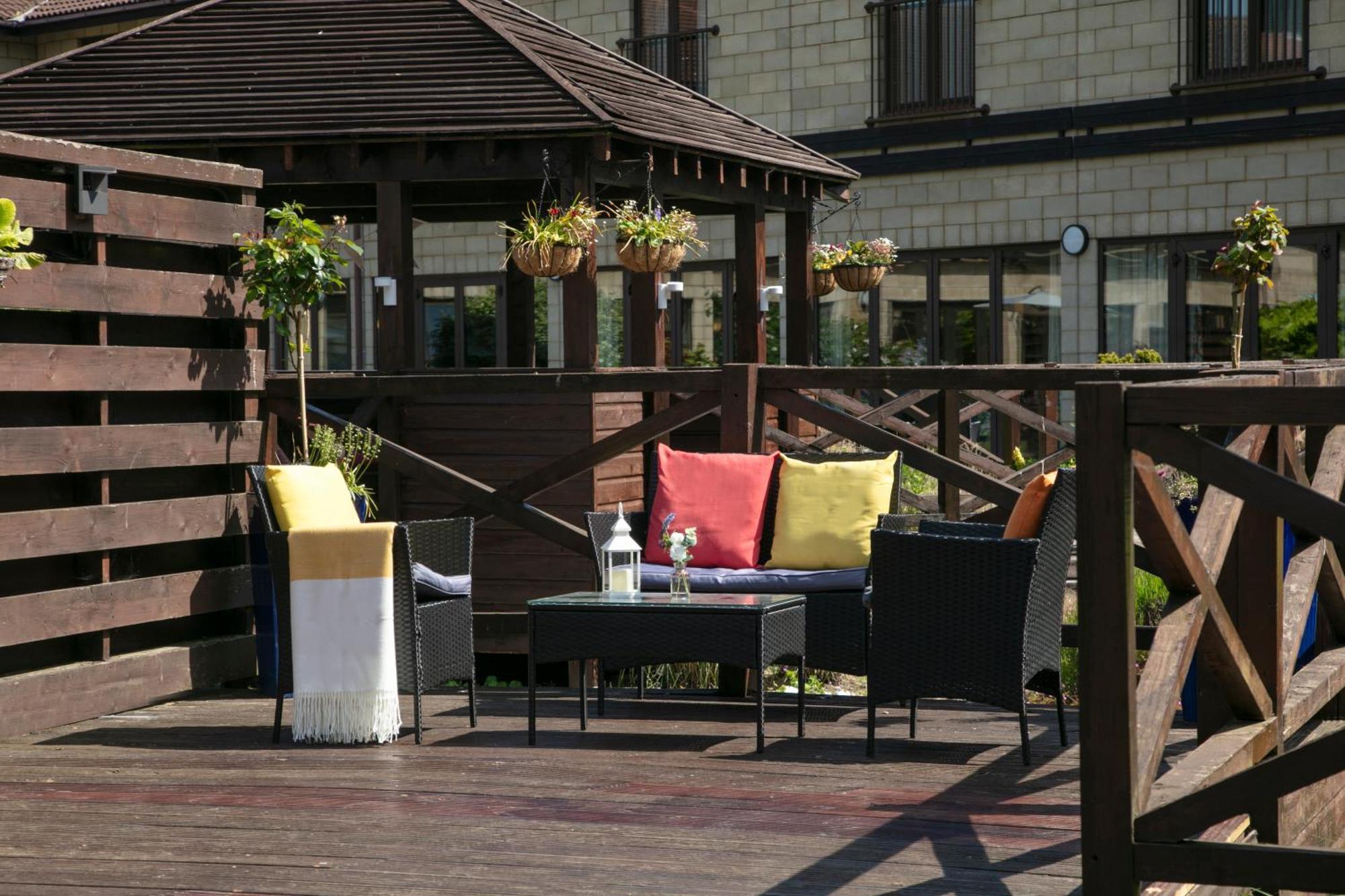 Hampshire Court Hotel & Spa Basingstoke Exterior foto