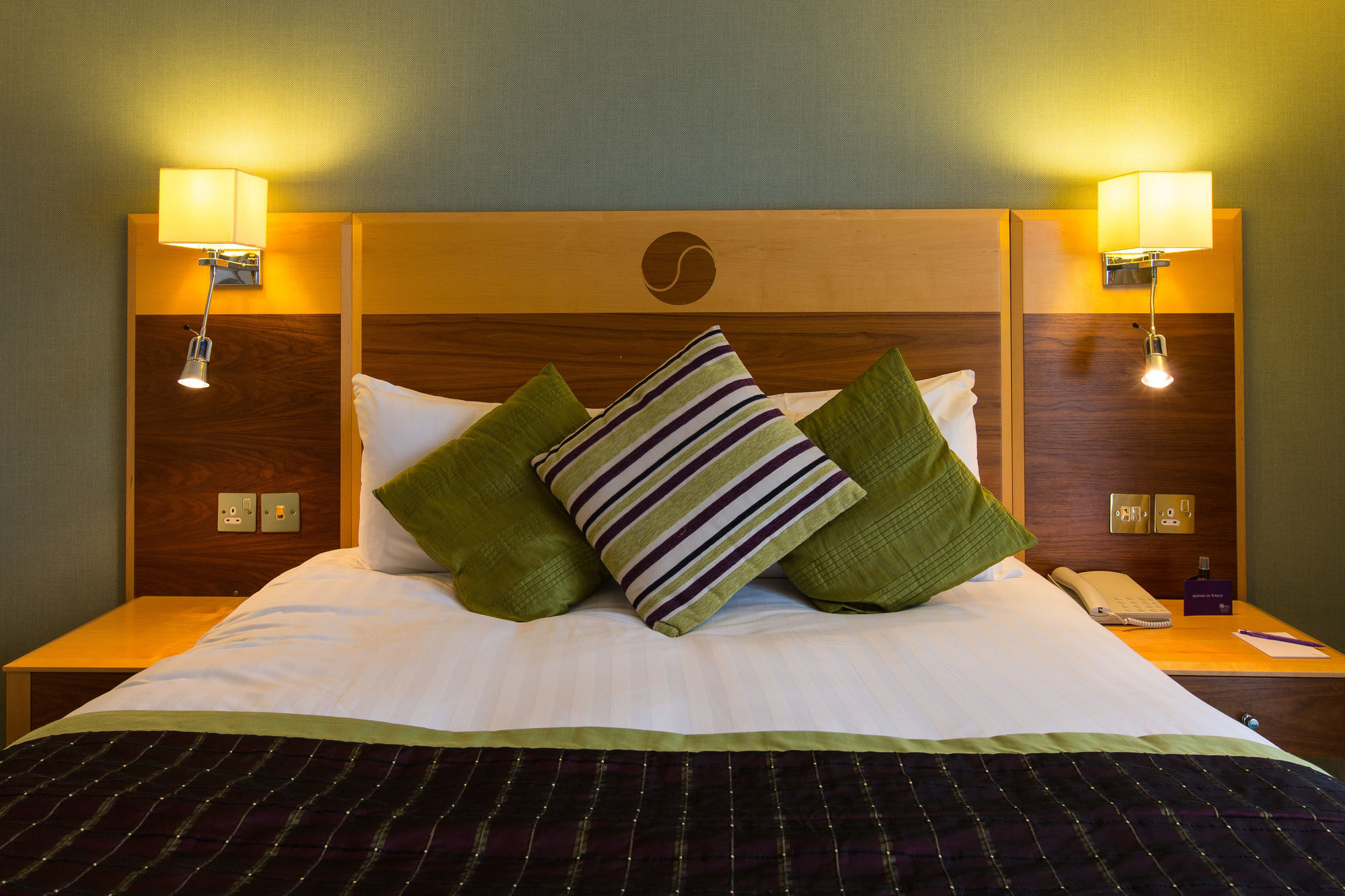 Hampshire Court Hotel & Spa Basingstoke Exterior foto